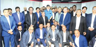 মিডল্যান্ড ব্যাংকের শাখা ব্যবস্থাপকদের নিয়ে লিডার্স মিট অনুষ্ঠিত