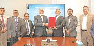 এনআরবি ব্যাংক ও ইউনাইটেড হেলথকেয়ারের মধ্যে চুক্তি স্বাক্ষর