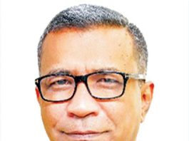 স্ট্যান্ডার্ড ইসলামী ব্যাংকের নতুন এমডি রিয়াদ মাহমুদ চৌধুরী