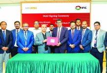 আইএফআইসি ব্যাংক ও অ্যাস্ট্রা এয়ারওয়েজের সমঝোতা স্মারক স্বাক্ষর